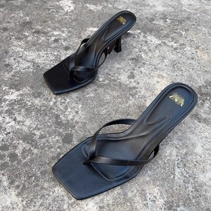 Nuova moda scivoli infradito pantofole da spiaggia <span class=keywords><strong>donna</strong></span> sandali tacco alto scarpe estive PU - Product Image 2