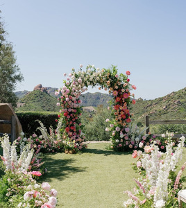 Venta Caliente: Flores de Rosa Rosa y Plantas Verdes para Mesa, Caminos de Mesa con Rosas, Arco Artificial, Decoración Floral para Bodas y Fiestas - Product Image 1