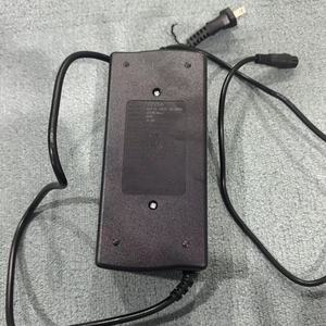 Accessoires de trottinette électrique de bonne qualité pour le dropshipping, chargeur rapide 60V 67.2V 72V 84V 5A pour trottinette électrique adulte - Product Image 3