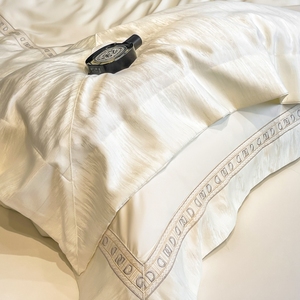 Set di Biancheria da Letto in Lyocell Lavato di Lusso Leggero Super Morbido con Federe Doppie Copripiumino con Ricamo Floreale Prezzo di Fabbrica - Product Image 6