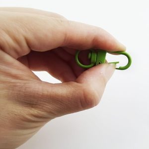 NSBELL PCS Mousquetons pivotants robustes en métal pour cordons, fermoirs mousquetons pour sacs à dos, breloques, tirettes de fermeture éclair, projets de perles, colorés - Product Image 5