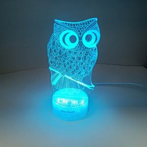 <span class=keywords><strong>7</strong></span> couleurs changeantes 3D hibou veilleuse USB LED lampe de bureau de <span class=keywords><strong>Table</strong></span> avec capteur tactile Mini PC et lampes de chevet en Silicone - Product Image 2