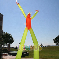 Danseur d'air étranger gonflable en nylon vert annonçant le tube de ciel ondulant gonflable à vendre