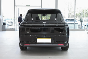 Li L8 2024 Nueva llegada Coche eléctrico de rango extendido Cltc 1360km Rango 6 asientos Midsize- Lager Suv - Product Image 5