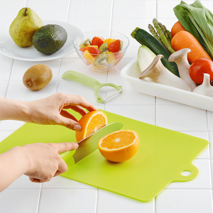 Flexible <b>Plastic</b> Cutting Board Rectangle Anti Slip For <b>Kitchen</b> Use PP Material Dishwasher Safe Green Color - Product Image 1