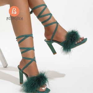 Tafones De Mujer sandali da donna con <span class=keywords><strong>piume</strong></span> di nuovo stile <span class=keywords><strong>scarpe</strong></span> incrociate alla caviglia strani sandali con tacco alto femminile tacchi alti da Club - Product Image 2