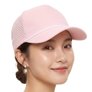 Cappello da Golf a 5 Pannelli in Poliestere con Fori Perforati al Laser, Impermeabile, ad Asciugatura Rapida, in Rete, Regolabile con Chiusura Snapback, Unisex, per Sport e Golf - Product Image 4