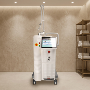 Máquina fraccionada de CO2 4D de 60W de gran venta para rejuvenecimiento, estiramiento, eliminación de cicatrices, cuidado de la piel, estiramiento vaginal y blanqueamiento. - Product Image 1