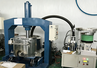 Machine de remplissage électrique semi-automatique de tube de gel de mastic de silicone de colle pour les liquides visqueux