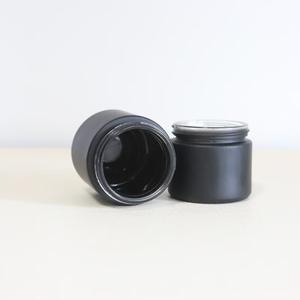 2oz 3oz 4oz petits pots de 3.5g en verre noir mat avec couvercles à vis-étiquettes holographiques personnalisées autocollants - Product Image 1