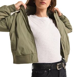 Chaqueta Bomber de Alta Calidad para Mujer, Estilo Urbano, Personalizada, Verde Oliva, 100% Nailon, Corte Ajustado, Cortavientos - Product Image 2