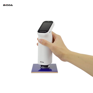 Tragbares Hochpräzisions-<span class=keywords><strong>LED</strong></span>-UV-Digital-Kolorimeter Spektrophotometer D/8 Geometrie 400-700nm Spektrale Bandbreite für Farbkontrolle - Product Image 3