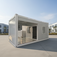 Maison préfabriquée en panneaux sandwich modernes, résistante aux ouragans, respirante, à montage rapide, portable et économique.