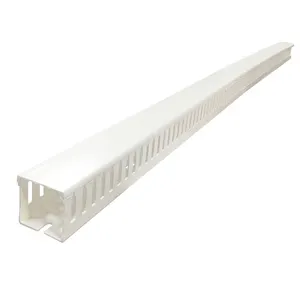 Dekorasi Tahan Api Saluran Kabel Berwarna Putih Batang Kabel Lurus Baki Kabel PVC Plastik