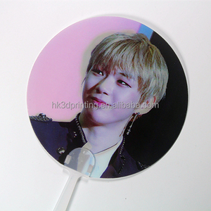 Éventail pliable pour fans d'Idol, design animal 3D promotionnel en PET, éventail manuel en plastique durable - Product Image 1