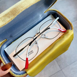 Montura de Gafas Redondas de Metal Marca G, Anti Luz Azul, Montura Completa Unisex, Lentes AC, Diseño Irregular T4 0467 - Product Image 1