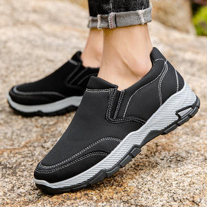 Vente en gros de chaussures de sport tendances confortables pour hommes, chaussures de course respirantes pour hommes, chaussures de trekking - Product Image 2