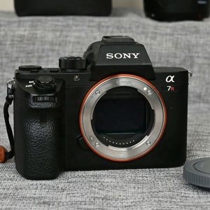<span class=keywords><strong>Appareil</strong></span> <span class=keywords><strong>photo</strong></span> numérique d'occasion Sony Alpha 7R II (ILCE-7RM2) 42,4MP 4K vidéo - <span class=keywords><strong>Prix</strong></span> de gros - Product Image 1