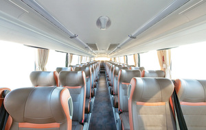 Autobús Usado de Lujo a Buen Precio, 56 y 60 Asientos, Diésel, Volante a la Izquierda, con Baño - Product Image 6