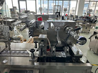 Machine d'emballage sous blister automatique miniature Dtop DPP pour le miel, la sauce, le beurre, la pâte au chocolat, la confiture d'arachides, les liquides