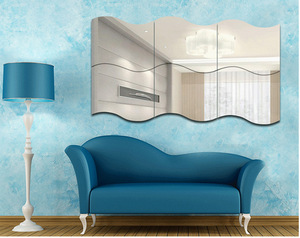 Miroir mural en aluminium ondulé en forme de S, décoration d'intérieur contemporaine faite à la main, avec papier auto-adhésif décoratif - Product Image 4