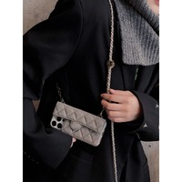 Coque de téléphone de style européen et américain pour iPhone 17 Pro Max 14 Pro, en cuir litchi losanges, avec petite boule dorée, style Maillard, à porter en bandoulière