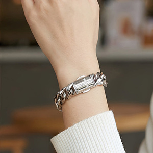 สร้อยข้อมือผู้ชาย เงิน สแตนเลส สไตล์คิวบัน ลิงค์เชน สำหรับผู้ชาย ผู้หญิง ขายส่ง เครื่องประดับ ของขวัญ - Product Image 6