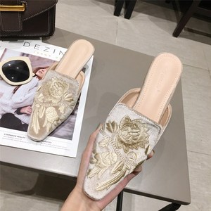 Green Velvet High Heels <b>Slippers</b> Women Floral Embroidery <b>Mules</b> Shallow Pointed Toe Heeled Fashion Loafers Outsides Woman Slides - Product Image 3