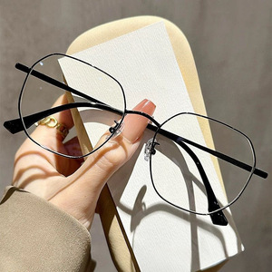 Sweet Wind Caramel Lunettes de myopie en or <span class=keywords><strong>rose</strong></span> Monture en fil d'or multi-faces pour femmes Monture de lunettes anti-bleu - Product Image 5