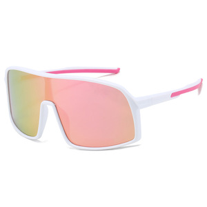 Gafas Deportivas Polarizadas Fotocromáticas con Montura Completa para Ciclismo, Running, Senderismo, Protección UV, Multifuncionales para Uso en Exteriores - Product Image 4
