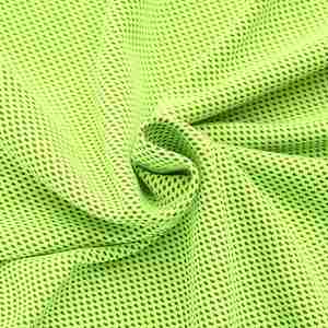 Serviette de sport en microfibre à séchage rapide avec logo personnalisé, rafraîchissement instantané, protection UV, réutilisable pour activités extérieures, gym, fitness, course à pied - Product Image 3