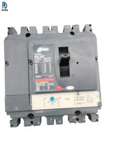 Disjoncteur à boîtier moulé 100F 4P 100A pour protection contre les surcharges et les courts-circuits, équipement de distribution électrique - Product Image 1