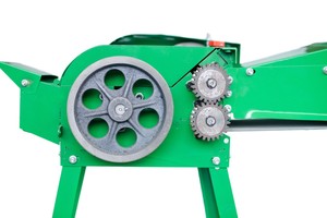 Máquina cortadora de paja para alimentación de animales pequeños, eficiente para forrajes para ganado y corte de hierba de paja de maíz, uso agrícola - Product Image 6
