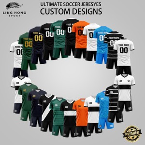 Custom voetbal trainingshirt 100% polyester, hittetransfer bedrukt, ademend, sneldrogend, vochtregulerend, V-hals, korte mouwen - Product Image 2