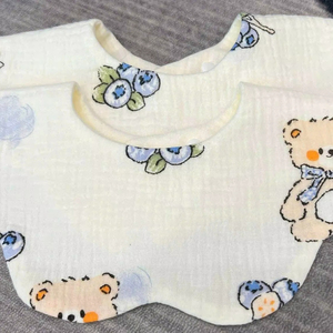 Bavoirs en coton mousseline doux au toucher pour bébé, motif floral, double couche absorbante avec bouton-pression pour nouveau-nés - Product Image 1