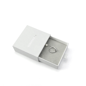 Jewelry Packaging Custom Cardboard Glossy Jewelry Box Bag Packaging White Paper Box Jewelry Gold Logo