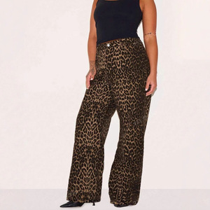 Jeans de Pierna Recta con Estampado de Leopardo para Mujer Talla Grande, Alta Elasticidad, Estilo Retro Artístico, Europa, América, África - Product Image 1