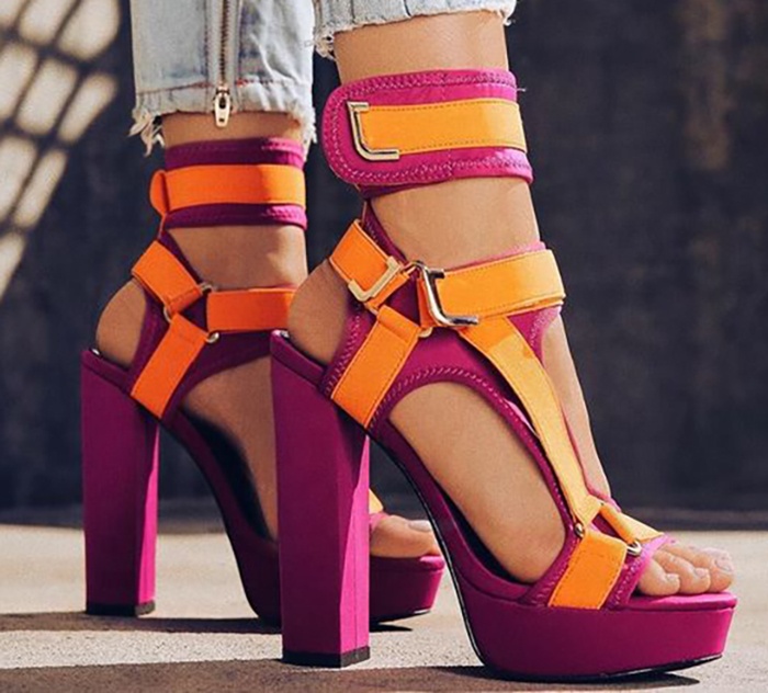tacones para mujeres