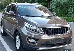 <span class=keywords><strong>Sportage</strong></span> d'<span class=keywords><strong>occasion</strong></span> 2015-<span class=keywords><strong>2016</strong></span>, SUV 2.0L essence automatique 2 roues motrices, <span class=keywords><strong>prix</strong></span> bas, 5 portes et 5 places, stock en gros disponible - Product Image 4