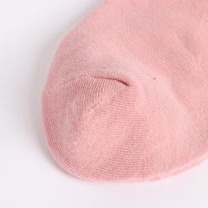 Venta al por mayor Simple lindo gato tobillera calcetines para adultos - Product Image 5