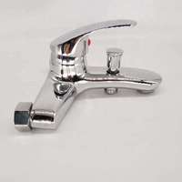 Robinet de salle de bain monotrou de luxe moderne mitigeur mural en zinc chaud et froid avec valve en céramique mitigeur