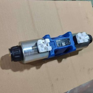 Vanne directionnelle à solénoïde Rexroth 4WE10E5XEG24N9K4M, commande hydraulique à quatre voies pour l'huile - Product Image 4