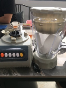 Máy làm nước ép siêu tiện lợi 1.5L chạy điện/pin, máy xay sinh tố xanh tốt cho sức khỏe, không có mảnh vụn, máy xay không cần xay nhỏ. - Product Image 4