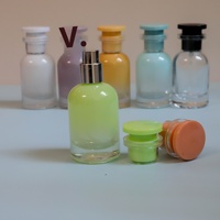 Botella de Perfume de Vidrio de Alta Gama de 30 ml, Color Caramelo, Portátil, Vacía, Plana, con Pulverizador y Serigrafía