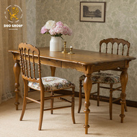Chaise de salle à manger en bois, style vintage français, avec coussin rembourré en tissu floral et tiges tournées