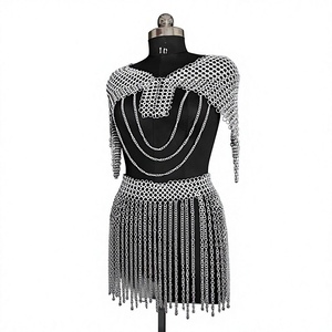 Gilet d'armure en maille d'acier inoxydable plaqué argent, forme irrégulière, pièce de costume de guerrier tendance pour femme - Product Image 2