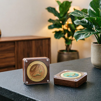 Caja de Almacenamiento de Monedas Individual de Madera de Nogal Maciza Pulida a Mano con Ventana Magnética de Acrílico para Exhibición de Monedas Conmemorativas y Medallas