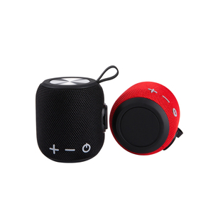 Rambotech IPX6 Étanche pour Haut-parleur 5.4 Carte sans fil Portable Mini Cadeau Tissu Extérieur LED RGB Batterie 1200-2000mAh M12 - Product Image 1