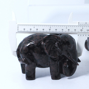 Bán Hàng Nóng Lớn Tự Nhiên Garnet Mèo Khắc Tay Khắc Garnet Eeyore Gấu Khắc Cho Pha Lê Thủ Công Mỹ Nghệ Trang Trí - Product Image 6