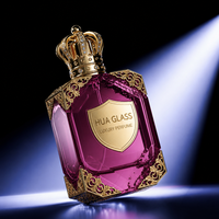 Flacon de parfum en verre octogonal multi-facettes personnalisé avec bouchon couronne orné de bijoux, ornement d'angle sculpté en or, logo OEM disponible